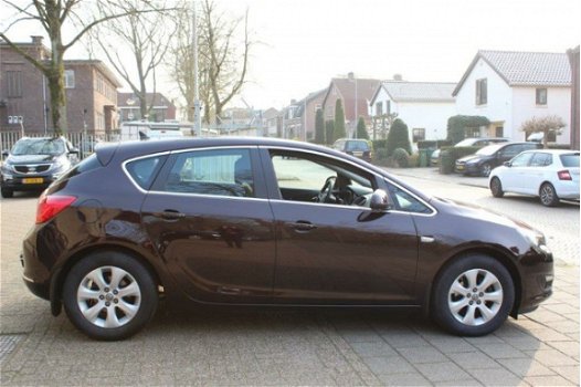 Opel Astra - 1.4 TURBO EDITION 5deurs - 1