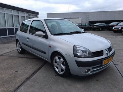 Renault Clio - Airco/Stuurbkr/Elek.ramen/1.6-16V Dynamique - 1