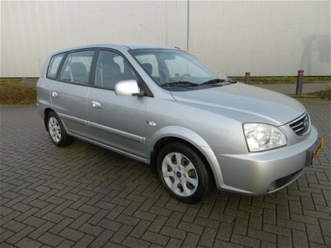 Kia Carens - 2.0 CVVT EX Airco Clima Trekhaak 2005 - 1