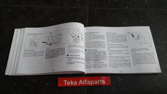Nissan Almera Instructieboekje / Owner's Manual / 2000 Used - 3