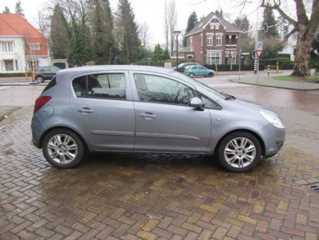 Opel Corsa - 1.2-16V Enjoy - 1