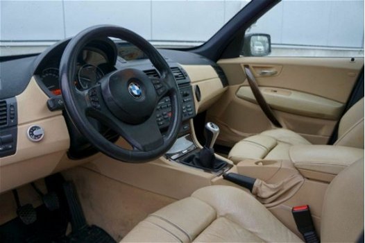 BMW X3 - 2.0D High Executive - 1