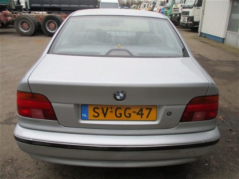 BMW 5-serie - 520 I , Airco, Executive - 1