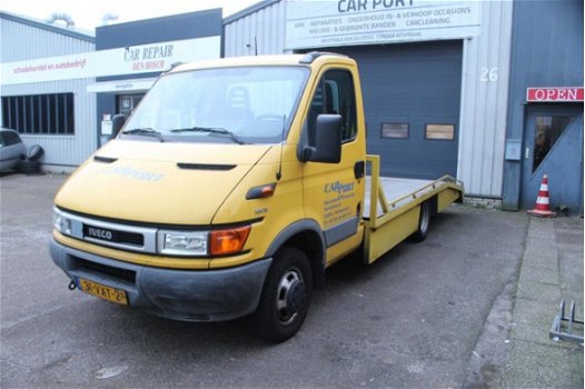 Iveco Daily - 50 C 13 375 oprijwagen ambulance autotakel TOP - 1