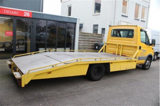 Iveco Daily - 50 C 13 375 oprijwagen ambulance autotakel TOP - 1