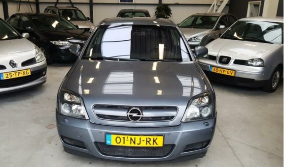Opel Vectra GTS - 3.2 V6 Elegance - Leer - PDC - Cruise - Xenon - LM - 1