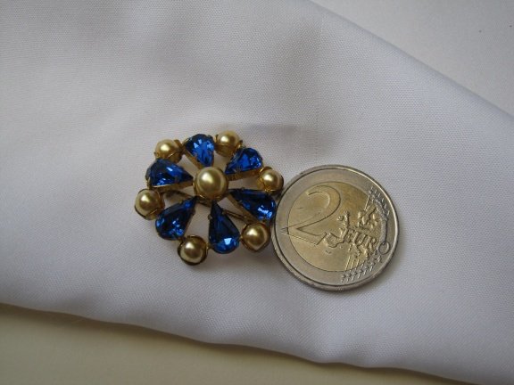 Broche antiek parelkraaltjes en blauw rijnsteen kristal 2.6 cm - Afbeelding 4