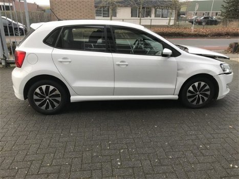 Volkswagen Polo - 1.4 TDI BLUEMOTION 5 deurs Nav Clima - 1