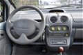 Renault Twingo - QUICKSHIFT 5/GLAZENPANORAMADAK/TREKHAAK/1.2-16V - 1 - Thumbnail