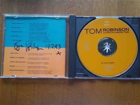 Tom Robinson ‎– Living In A Boom Time Gesigneerd - 1