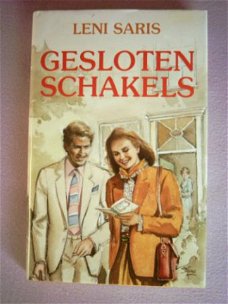 Leni Saris Gesloten schakels