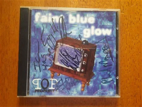 Popproperly ‎– Faint Blue Glow Gesigneerd - 0