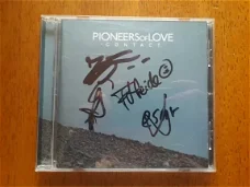 Pioneers Of Love ‎– Contact Gesigneerd