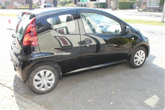 Peugeot 107 - 1.0 Access Accent | 2012 | Navi actie | Airco | - 1