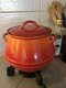 Bijzondere Vintage DESCOWARE oranje rode vlam geëmailleerde gietijzeren (stoof)pan FE Belgium - 1 - Thumbnail