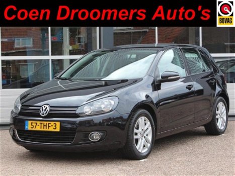 Volkswagen Golf - 1.6 TDI Highline BlueMotion (Airco, Navigatie, Bluetooth, Regensensor, AUX aanslui - 1