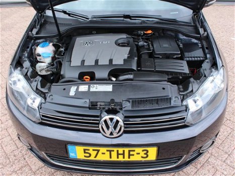 Volkswagen Golf - 1.6 TDI Highline BlueMotion (Airco, Navigatie, Bluetooth, Regensensor, AUX aanslui - 1