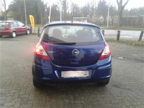 Opel Corsa - 1.4-16V Executive PDC cruisecontrole Airco stuur-stoelverwarming - 1