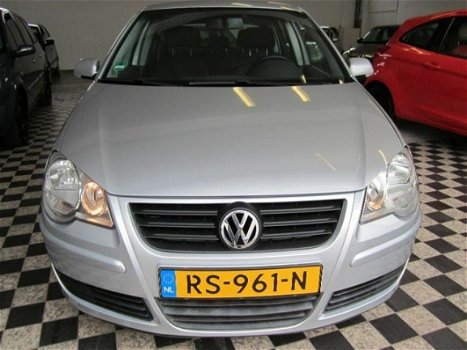 Volkswagen Polo - 1.2-12V Airco 5DRS Zeer nette Auto - 1