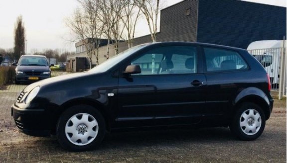 Volkswagen Polo - 1.2 12v comfortline - 1