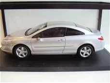 1:18 Norev 184747 Peugeot 407 Coupé 2005 silver