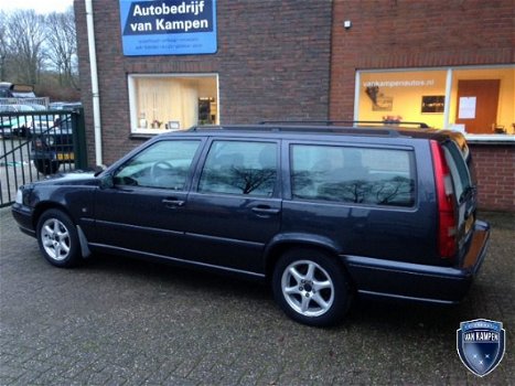 Volvo V70 - 2.5 - 1