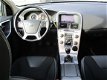 Volvo XC60 - D5 AWD Momentum - 1 - Thumbnail