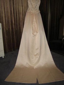 #178 Prachtige LA SPOSA trouwjurk met afknoopbare sleep - 5