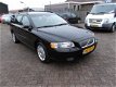 Volvo V70 - 2.4D EDITION automaat 7pers derde bank xenon - 1 - Thumbnail