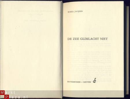 MARIA JACQUES**DE ZEE GLIMLACHT NIET**HARDCOVER DAVIDSFONDS - 3