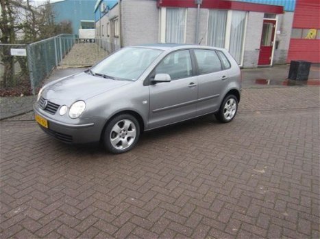 Volkswagen Polo - 1.4-16V Highline 63099 boekjes nap - 1