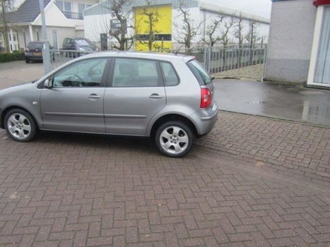 Volkswagen Polo - 1.4-16V Highline 63099 boekjes nap - 1