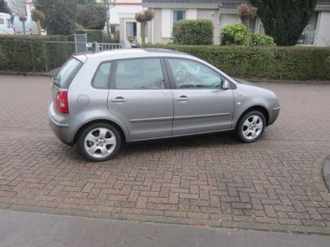 Volkswagen Polo - 1.4-16V Highline 63099 boekjes nap - 1