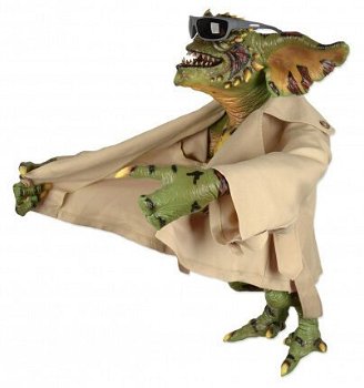 NECA Gremlins 2 Flasher Life-size Stunt Puppet Prop Replica - 3