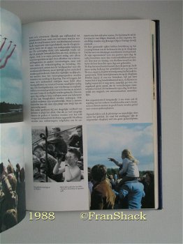 [1988] Vlucht door de tijd, 75 jaar Nederlandse Luchtmacht, Unieboek - 7