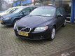 Volvo V70 - 2.0D Limited Edition NL-auto met logische km's - 1 - Thumbnail