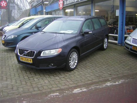 Volvo V70 - 2.0D Limited Edition NL-auto met logische km's - 1