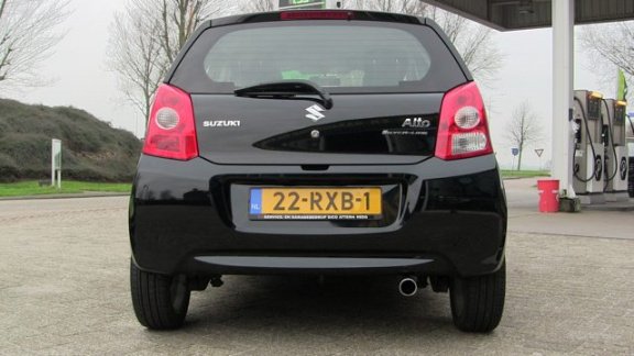 Suzuki Alto - 1.0 Silver-line - 1