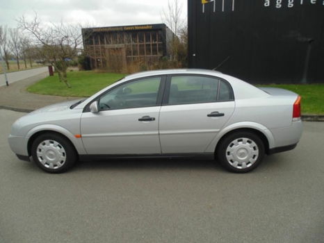 Opel Vectra - 1.8-16V Comfort - 1