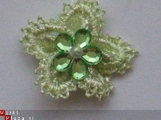 mooie gehaakte bloem met icon green