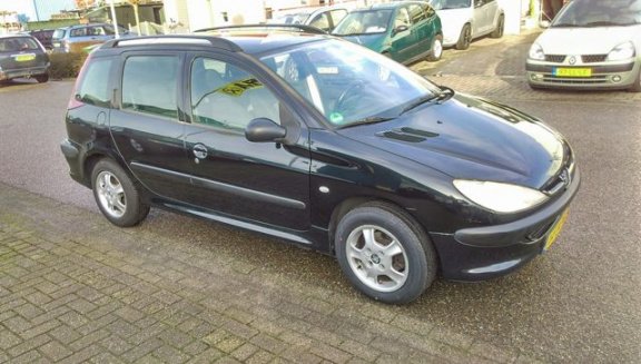 Peugeot 206 SW - 1.4 HDi X-line - 1