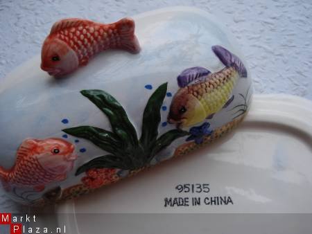 aardewerk botervlootje met als handvat een vis china 95135 - 1