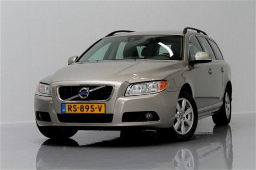 Volvo V70 - 2.0 D3 KINETIC 136PK, 5-CIL NAVI/16INCH/ECC/PDC/CHROOM - 1