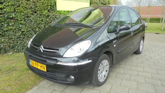 Citroën Xsara Picasso - 1.6 HDI 110pk Exclusive - 1