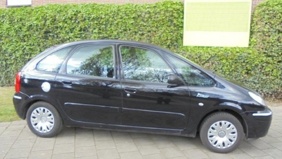 Citroën Xsara Picasso - 1.6 HDI 110pk Exclusive - 1