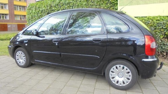 Citroën Xsara Picasso - 1.6 HDI 110pk Exclusive - 1