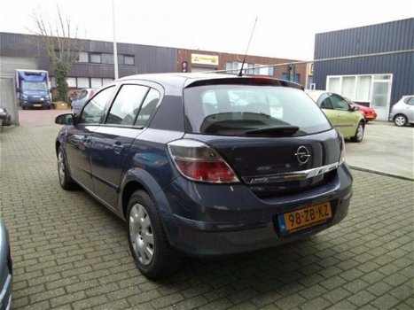 Opel Astra - 1.7 CDTi Business - 1