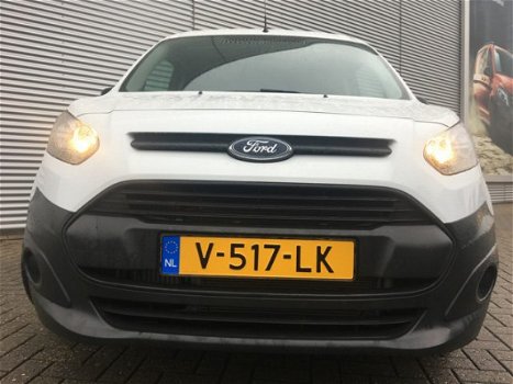 Ford Transit Connect - Auto rijdt, vraag naar de exacte km stand Uw voordeel € 2.900 Financial lease - 1