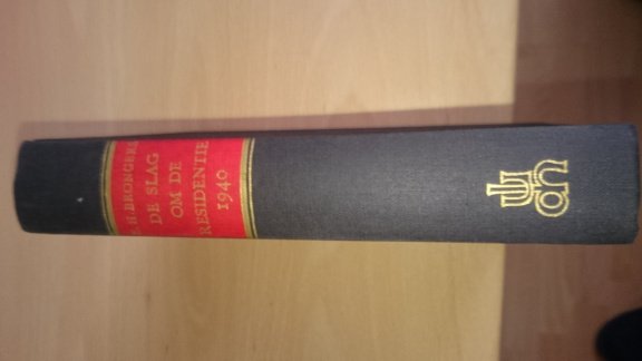 boek: DE SLAG OM DE RESIDENTIE 1940 - 1