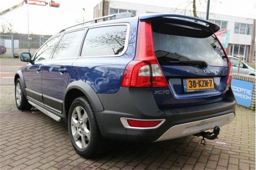 Volvo XC70 - 2.4 D5 OCEAN RACE Leer Navi Xenon Camera 185PK - 1